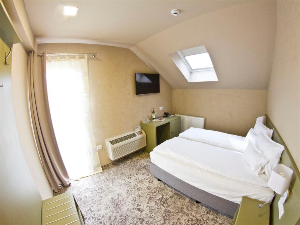 Sarea-N Bucate Hotel Turda Exterior photo